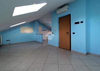 Four-room apartment Via Leopoldo Fagnani, Sedriano - photo 2