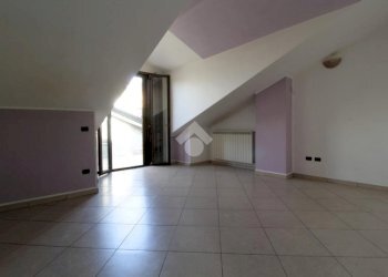Four-room apartment Via Leopoldo Fagnani, Sedriano - photo 21