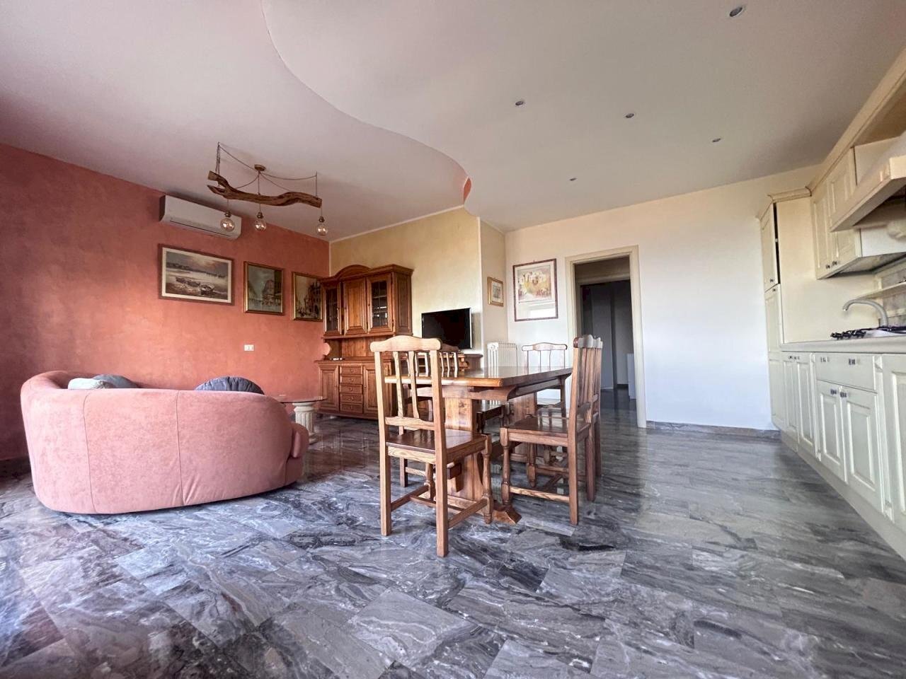 Immagine WhatsApp 2025-06-04 ore 19.30.31_69068f59 - Villa a Schiera Viale Maiella 23/A, Francavilla al Mare - foto 2