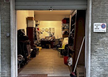 IMG_8584.JPG - Box Via del Commercio 44 R, Genova - foto 1