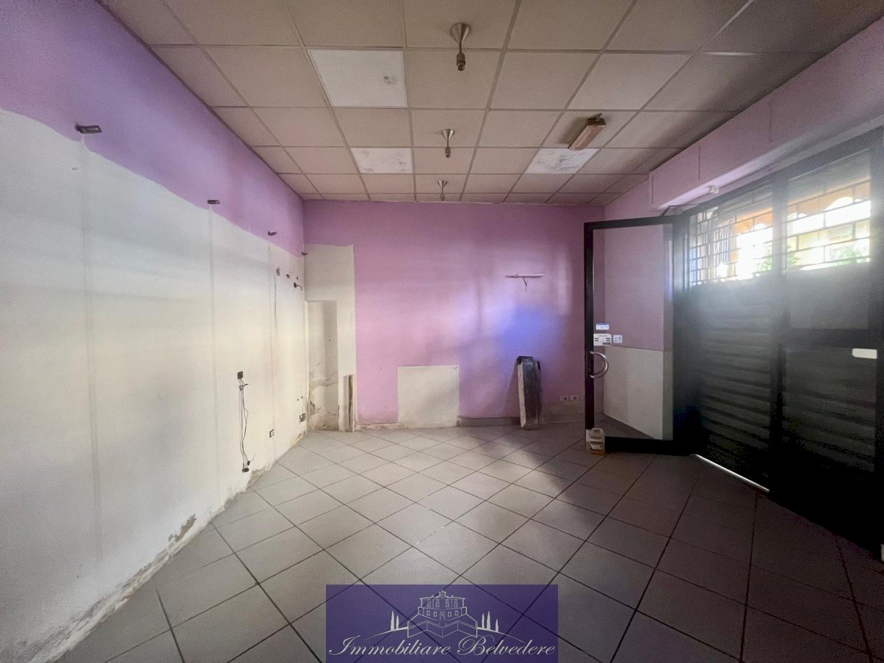 WhatsApp Image 2025-10-27 at 11.12.30 (2).jpeg - Locale Commerciale Via Corbinaie, Scandicci - foto 1