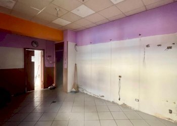 WhatsApp Image 2025-10-27 at 11.12.31 (1).jpeg - Locale Commerciale Via Corbinaie, Scandicci - foto 6