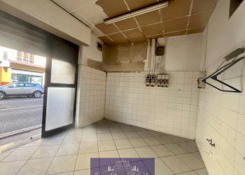 WhatsApp Image 2025-10-27 at 11.12.31 (3).jpeg - Locale Commerciale Via Corbinaie, Scandicci - foto 8