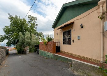 Via di Bartolo 32 Cerza (2).jpg - Villa Via di Bartolo, San Gregorio di Catania - foto 1