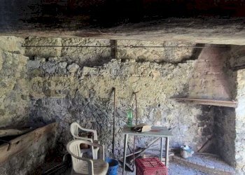 interno annesso 3.jpeg - Rustico Località Le Fonti, Civitella Paganico - foto 9