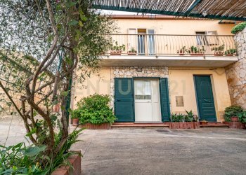 DSC07883.jpg - Villa Via Monsignor Saverio Gerbino 56, Caltagirone - foto 6