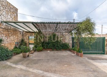 DSC07899.jpg - Villa Via Monsignor Saverio Gerbino 56, Caltagirone - foto 5