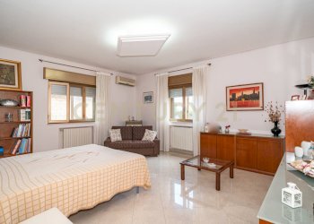 DSC07919.jpg - Villa Via Monsignor Saverio Gerbino 56, Caltagirone - foto 26