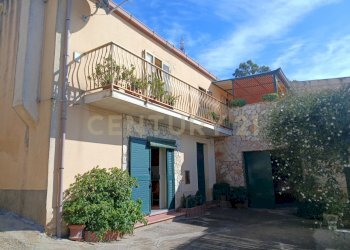 IMG_20251108_115008231.jpg - Villa Via Monsignor Saverio Gerbino 56, Caltagirone - foto 1