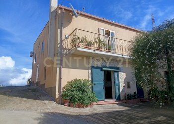 IMG_20251108_115001299_HDR.jpg - Villa Via Monsignor Saverio Gerbino 56, Caltagirone - foto 2