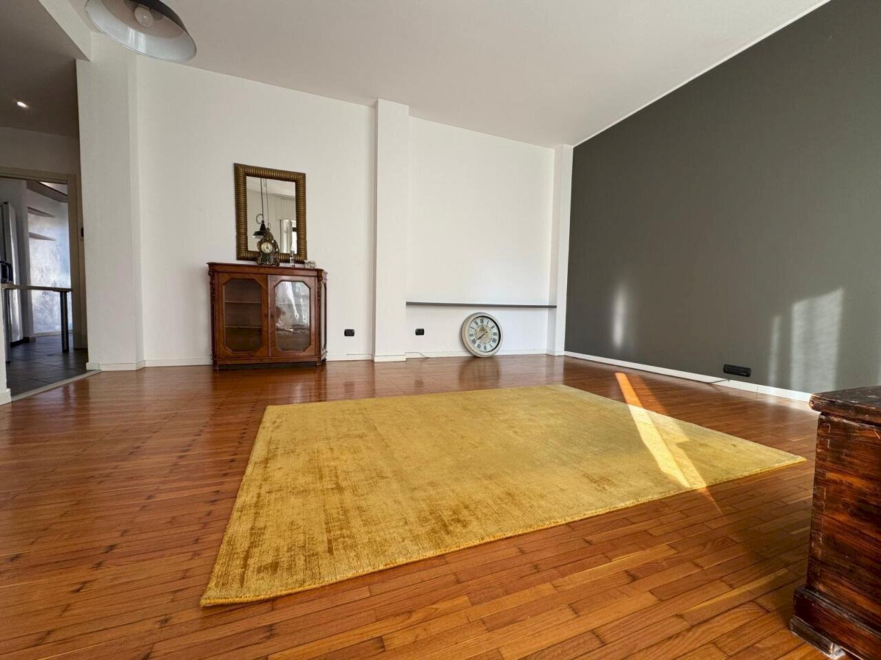 Soggiorno - Quadrilocale Viale Varese 81, Como - foto 1