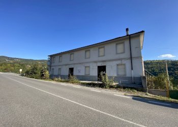 02.jpeg - Villa Via Roma 24, Gorzegno - photo 2