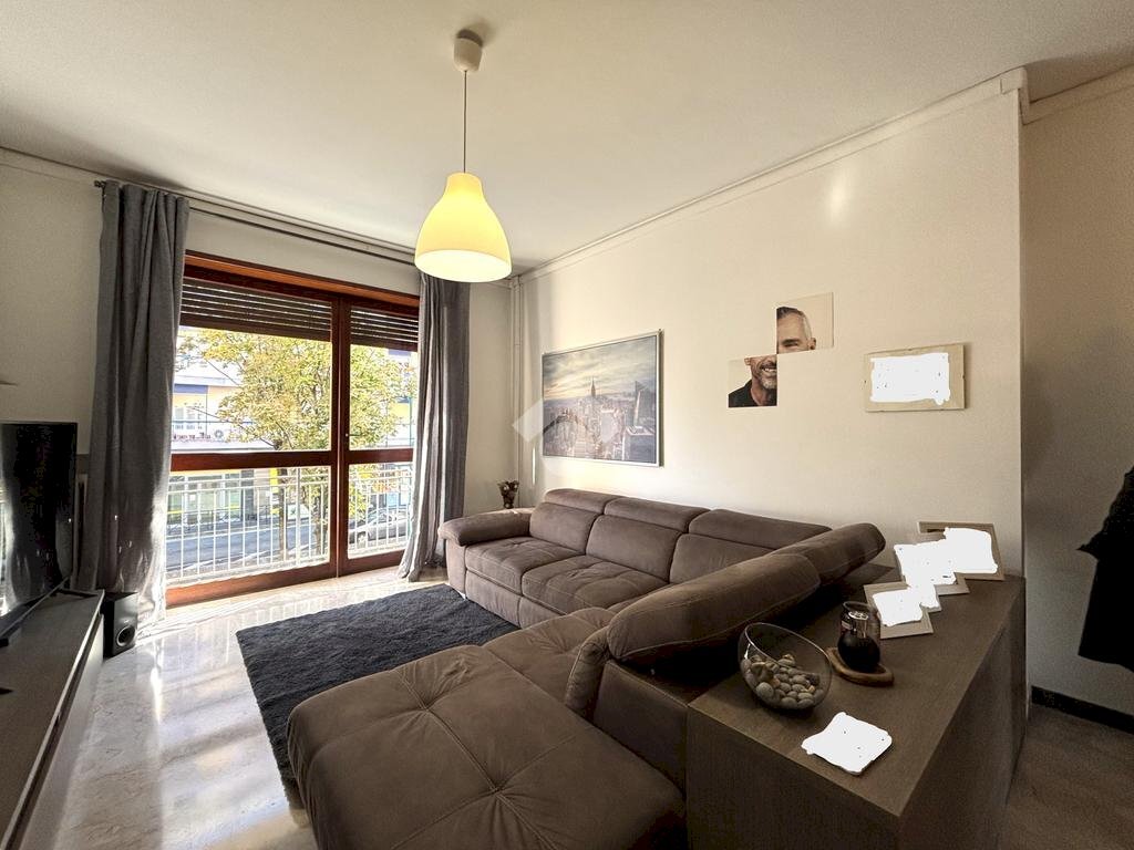 Four-room apartment Viale Matteotti, Chivasso - photo 1