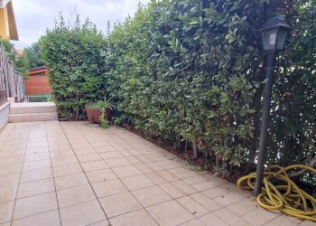 Appartamento Città Sant'Angelo - foto 6