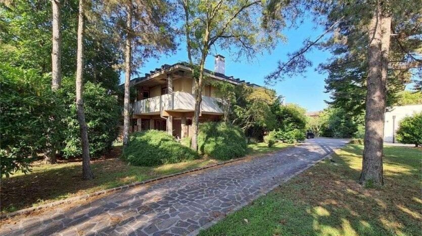 Villa Soliera - photo 1