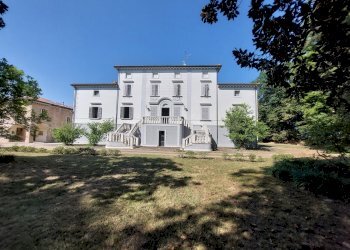 Villa Storica Via Reggiana, 5, Imola - foto 1