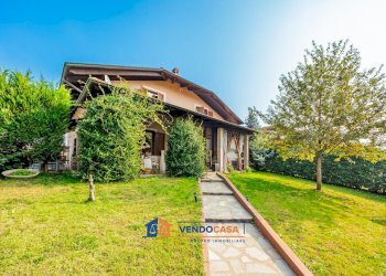 Independent house Pocapaglia - photo 1