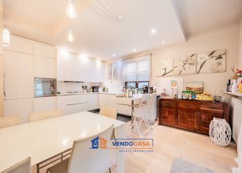 Independent house Pocapaglia - photo 4