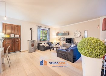 Independent house Pocapaglia - photo 7