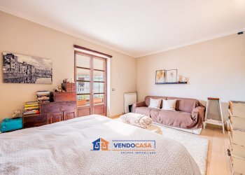 Independent house Pocapaglia - photo 17