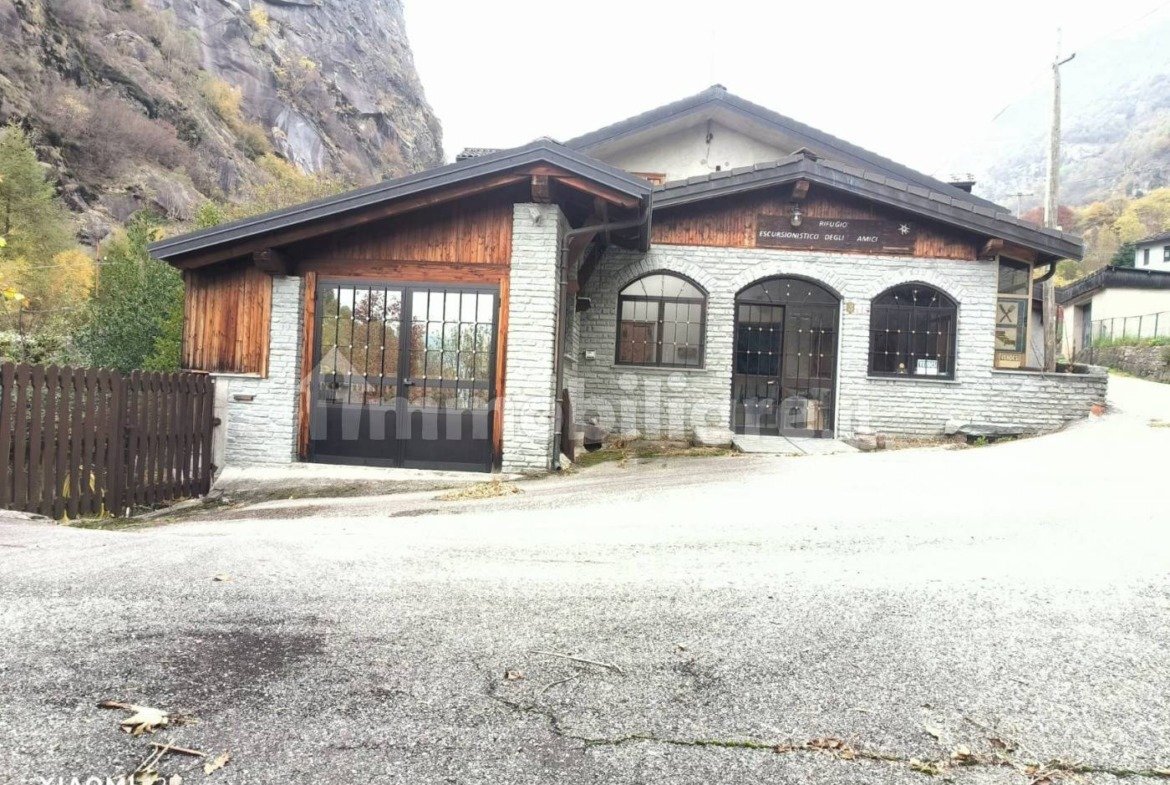 Villa Frazione San Lorenzo, Locana - foto 1