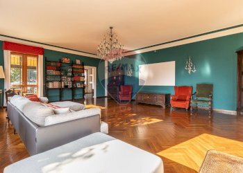 Villa Via Bozzalla, 22 
 Pollone, Pollone - foto 9