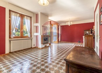 Villa Via Bozzalla, 22 
 Pollone, Pollone - foto 12