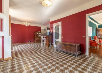 Villa Via Bozzalla, 22 
 Pollone, Pollone - foto 13