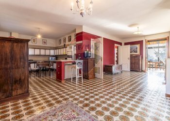 Villa Via Bozzalla, 22 
 Pollone, Pollone - foto 15