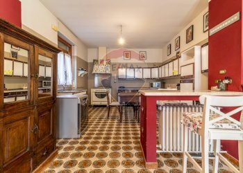 Villa Via Bozzalla, 22 
 Pollone, Pollone - foto 16