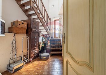 Villa Via Bozzalla, 22 
 Pollone, Pollone - foto 38