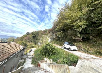 Trilocale Via Pernecco Superiore, Serra Riccò - foto 16