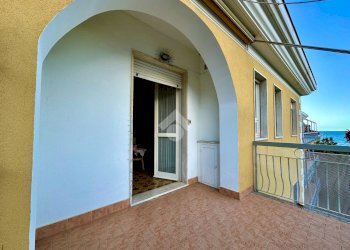 Two-room apartment Via Capri, Andora - photo 4