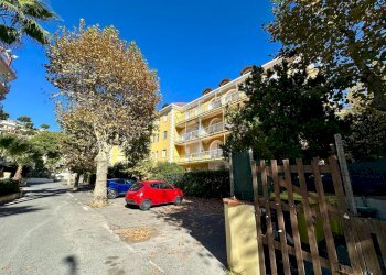 Two-room apartment Via Capri, Andora - photo 23