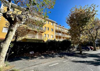 Two-room apartment Via Capri, Andora - photo 25