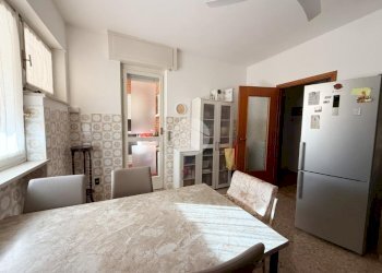 Appartamento Viale Papa Giovanni XXIII, Ivrea - foto 8