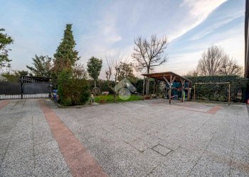 Semi-detached house Strada Provinciale 413 Romana Sud, Carpi - photo 34