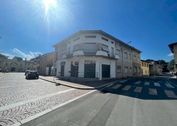 Foto 2 - Casa semi indipendente Piazza Umberto I, Novedrate - foto 2