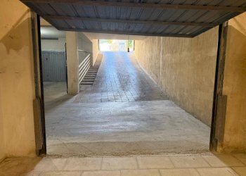 Foto 3 - Box Via Padre Abatangelo
 
21, Massafra - foto 3