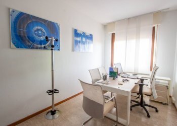 Foto 21 - Ufficio Piazza Vittorio Veneto
 
4, Magenta - foto 21