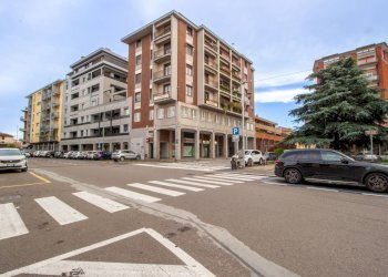 Foto 29 - Ufficio Piazza Vittorio Veneto
 
4, Magenta - foto 29