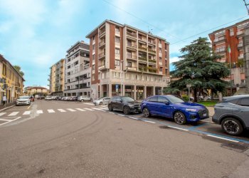 Foto 30 - Ufficio Piazza Vittorio Veneto
 
4, Magenta - foto 30