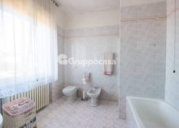 Foto 47 - Villa Via L. Manara
 
12, Magenta - foto 47