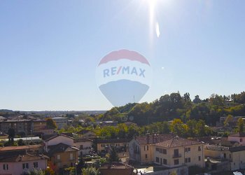 Edificio all\'aperto - Trilocale via carcano
 
2, Varese - foto 11