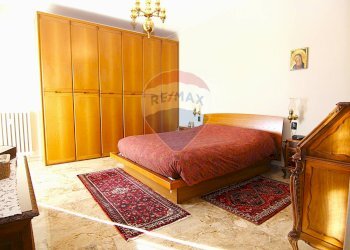 Camera / camera da letto - Trilocale via carcano
 
2, Varese - foto 18