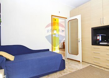 Camera / camera da letto - Trilocale via carcano
 
2, Varese - foto 21