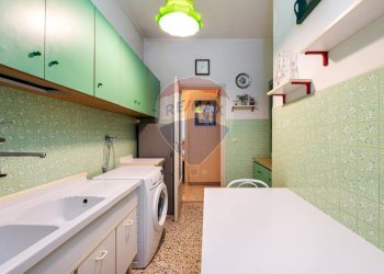 Cucina - Quadrilocale Via Dei Papareschi
 
23, Roma - foto 10