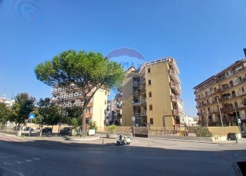 Edificio all\'aperto - Quadrilocale VIA ARMANDO VIRNICCHI
 
156, Casalnuovo di Napoli - foto 3
