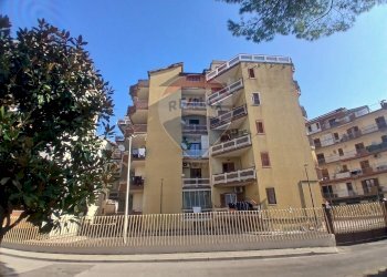 Edificio all\'aperto - Quadrilocale VIA ARMANDO VIRNICCHI
 
156, Casalnuovo di Napoli - foto 2