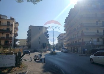 Edificio all\'aperto - Quadrilocale VIA ARMANDO VIRNICCHI
 
156, Casalnuovo di Napoli - foto 58